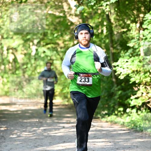 06.10.2024 - Bramfelder Halbmarathon 2024 Dr. Thomas Lammeyer http://msf.ph/oto/7343587 06.10.2024 10:57:36 Laufen 233 meine-sportfotos.de