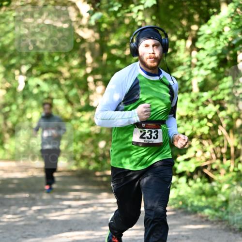 06.10.2024 - Bramfelder Halbmarathon 2024 Dr. Thomas Lammeyer http://msf.ph/oto/7343590 06.10.2024 10:57:37 Laufen 233 meine-sportfotos.de