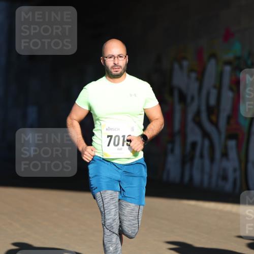 06.10.2024 - 19. swb-Marathon Bremen Michael Strokosch http://msf.ph/oto/7344007 06.10.2024 10:10:48 Laufen 7015 meine-sportfotos.de