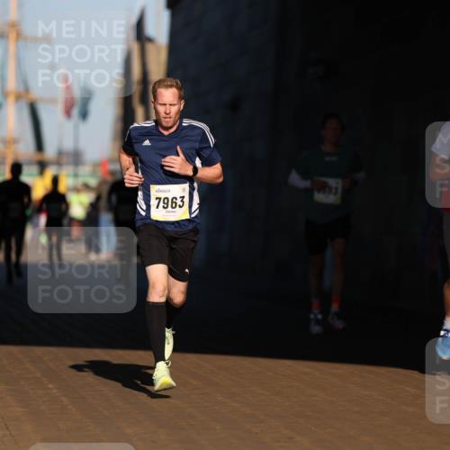 06.10.2024 - 19. swb-Marathon Bremen Michael Strokosch http://msf.ph/oto/7344033 06.10.2024 10:10:58 Laufen 6241, 7963, 1523, 8956 meine-sportfotos.de