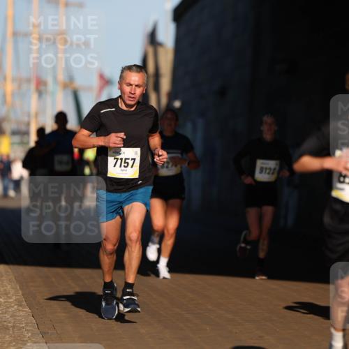 06.10.2024 - 19. swb-Marathon Bremen Michael Strokosch http://msf.ph/oto/7344059 06.10.2024 10:11:07 Laufen 2, 7157, 9124, 6292, 7376 meine-sportfotos.de