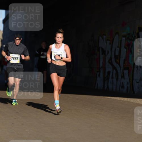 06.10.2024 - 19. swb-Marathon Bremen Michael Strokosch http://msf.ph/oto/7344086 06.10.2024 10:11:17 Laufen 7655 meine-sportfotos.de