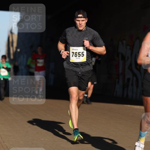 06.10.2024 - 19. swb-Marathon Bremen Michael Strokosch http://msf.ph/oto/7344096 06.10.2024 10:11:19 Laufen 7655, 81 meine-sportfotos.de