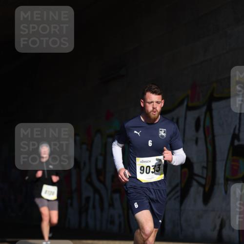 06.10.2024 - 19. swb-Marathon Bremen Michael Strokosch http://msf.ph/oto/7344142 06.10.2024 10:11:34 Laufen 903 meine-sportfotos.de
