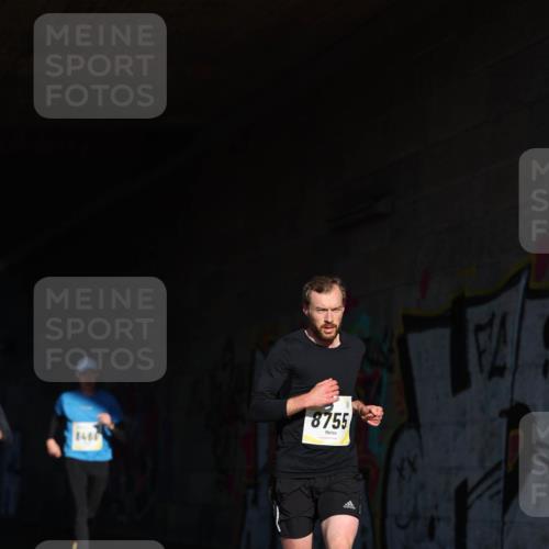 06.10.2024 - 19. swb-Marathon Bremen Michael Strokosch http://msf.ph/oto/7344155 06.10.2024 10:11:37 Laufen 1466, 8755 meine-sportfotos.de