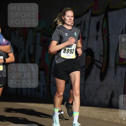06.10.2024 - 19. swb-Marathon Bremen Michael Strokosch http://msf.ph/oto/7344221 06.10.2024 10:11:59 Laufen 2094, 9026, 8992 meine-sportfotos.de