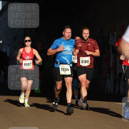 06.10.2024 - 19. swb-Marathon Bremen Michael Strokosch http://msf.ph/oto/7344287 06.10.2024 10:12:14 Laufen 169, 90, 8180, 9082, 7584 meine-sportfotos.de