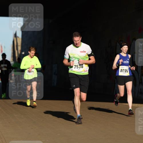 06.10.2024 - 19. swb-Marathon Bremen Michael Strokosch http://msf.ph/oto/7344359 06.10.2024 10:12:36 Laufen 9464, 7536, 8095 meine-sportfotos.de