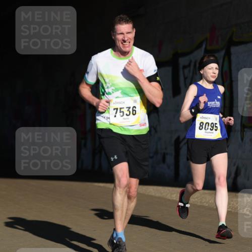06.10.2024 - 19. swb-Marathon Bremen Michael Strokosch http://msf.ph/oto/7344365 06.10.2024 10:12:37 Laufen 8064, 7536, 8095 meine-sportfotos.de