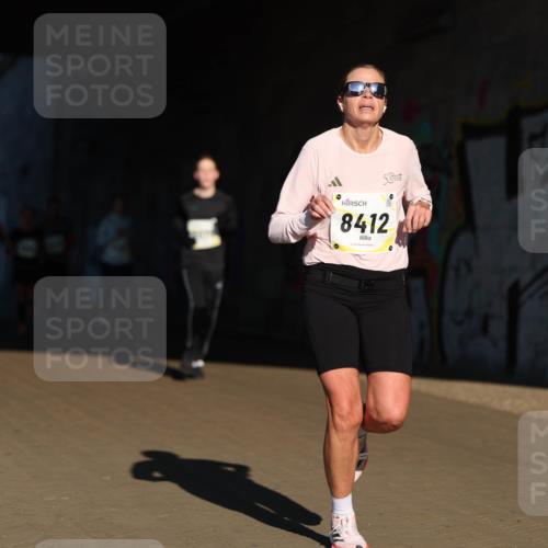 06.10.2024 - 19. swb-Marathon Bremen Michael Strokosch http://msf.ph/oto/7344477 06.10.2024 10:13:09 Laufen 8412 meine-sportfotos.de