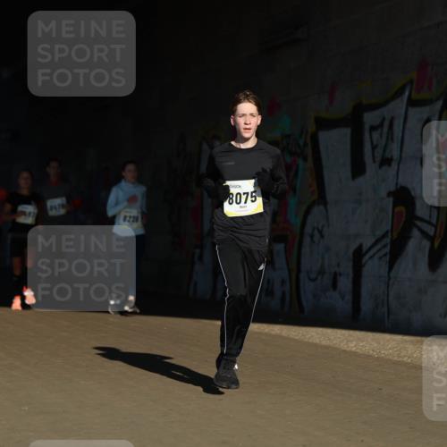 06.10.2024 - 19. swb-Marathon Bremen Michael Strokosch http://msf.ph/oto/7344495 06.10.2024 10:13:11 Laufen 7676, 8228, 8075 meine-sportfotos.de