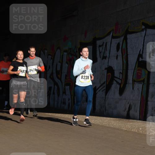 06.10.2024 - 19. swb-Marathon Bremen Michael Strokosch http://msf.ph/oto/7344508 06.10.2024 10:13:13 Laufen 09, 497, 8478, 8228 meine-sportfotos.de
