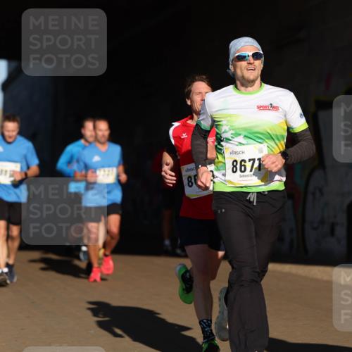 06.10.2024 - 19. swb-Marathon Bremen Michael Strokosch http://msf.ph/oto/7344571 06.10.2024 10:13:26 Laufen 8, 8671 meine-sportfotos.de