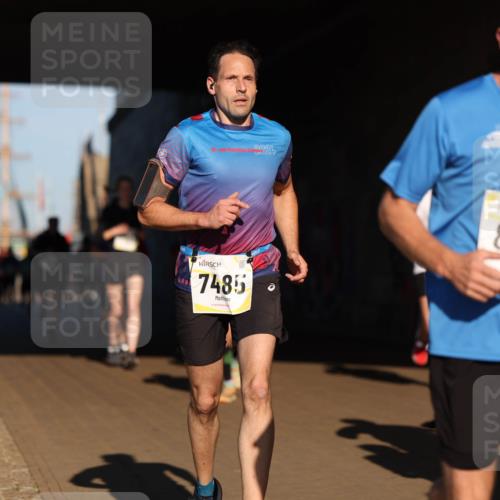 06.10.2024 - 19. swb-Marathon Bremen Michael Strokosch http://msf.ph/oto/7344588 06.10.2024 10:13:30 Laufen 19, 2026, 2024, 7485, 8814 meine-sportfotos.de