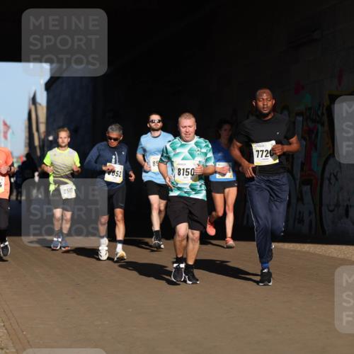 06.10.2024 - 19. swb-Marathon Bremen Michael Strokosch http://msf.ph/oto/7344630 06.10.2024 10:13:43 Laufen 7294, 8511, 652, 85, 8150, 7720 meine-sportfotos.de