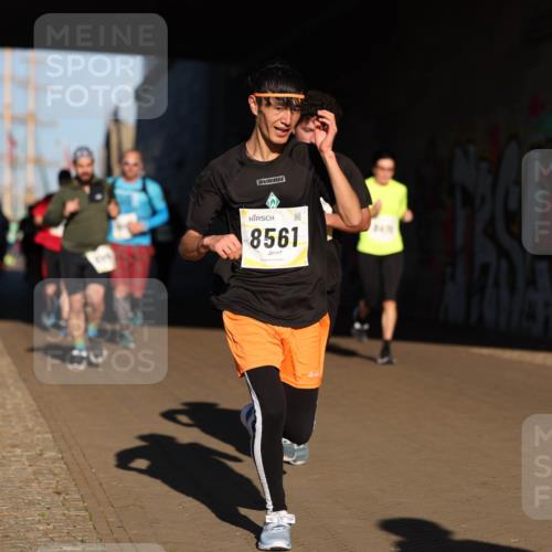 06.10.2024 - 19. swb-Marathon Bremen Michael Strokosch http://msf.ph/oto/7344688 06.10.2024 10:14:04 Laufen 8561 meine-sportfotos.de