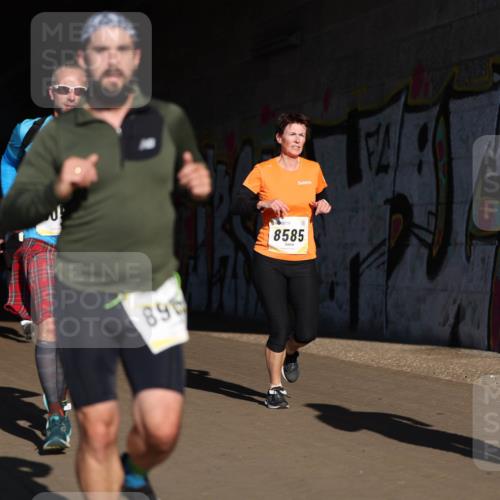 06.10.2024 - 19. swb-Marathon Bremen Michael Strokosch http://msf.ph/oto/7344701 06.10.2024 10:14:08 Laufen 7594, 89, 8585 meine-sportfotos.de