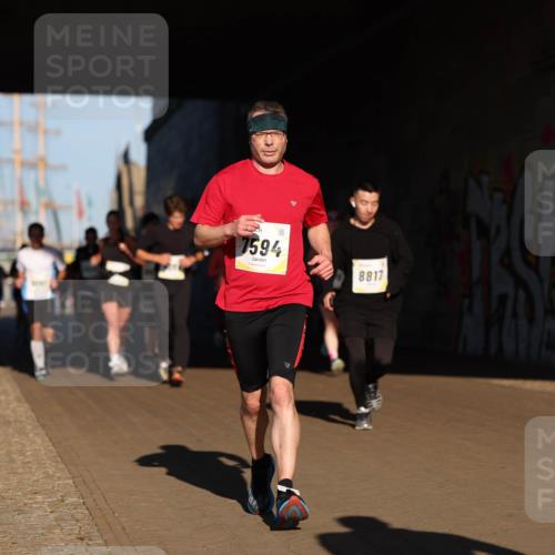 06.10.2024 - 19. swb-Marathon Bremen Michael Strokosch http://msf.ph/oto/7344705 06.10.2024 10:14:09 Laufen 7594, 8817, 90 meine-sportfotos.de