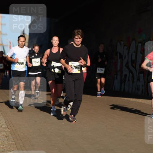 06.10.2024 - 19. swb-Marathon Bremen Michael Strokosch http://msf.ph/oto/7344711 06.10.2024 10:14:12 Laufen 9061, 7045, 9085, 8754, 7576 meine-sportfotos.de