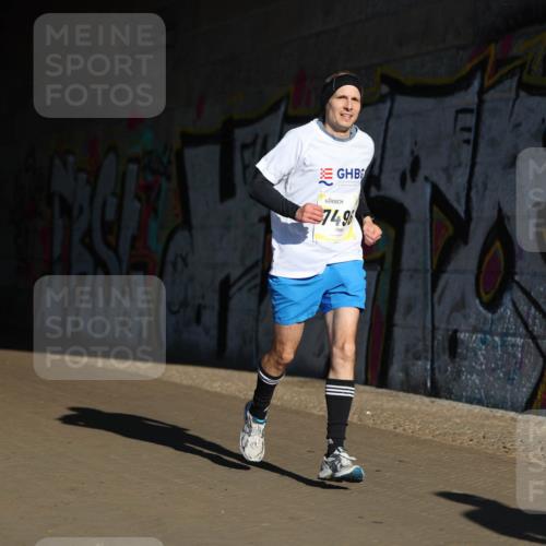 06.10.2024 - 19. swb-Marathon Bremen Michael Strokosch http://msf.ph/oto/7344734 06.10.2024 10:14:17 Laufen 8192, 749 meine-sportfotos.de