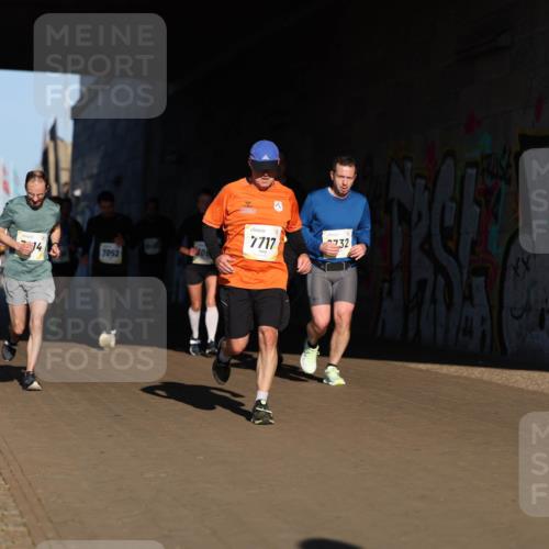 06.10.2024 - 19. swb-Marathon Bremen Michael Strokosch http://msf.ph/oto/7344742 06.10.2024 10:14:18 Laufen 14, 30, 7052, 7198, 7717, 732 meine-sportfotos.de