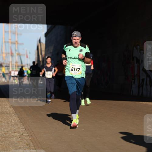 06.10.2024 - 19. swb-Marathon Bremen Michael Strokosch http://msf.ph/oto/7344775 06.10.2024 10:14:26 Laufen 1232, 8172 meine-sportfotos.de