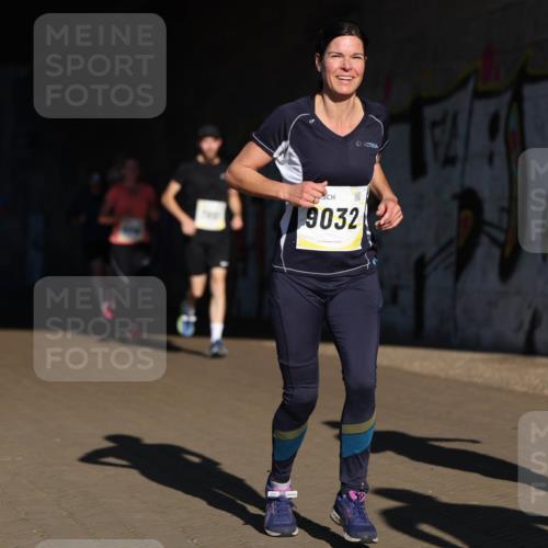 06.10.2024 - 19. swb-Marathon Bremen Michael Strokosch http://msf.ph/oto/7344797 06.10.2024 10:14:30 Laufen 9032, 848 meine-sportfotos.de