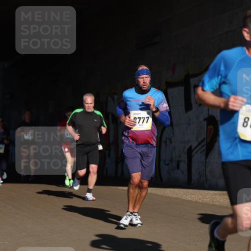 06.10.2024 - 19. swb-Marathon Bremen Michael Strokosch http://msf.ph/oto/7344823 06.10.2024 10:14:36 Laufen 428, 9777, 8645 meine-sportfotos.de