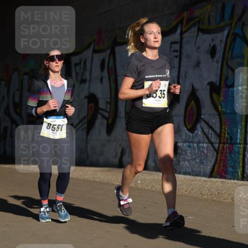 06.10.2024 - 19. swb-Marathon Bremen Michael Strokosch http://msf.ph/oto/7344834 06.10.2024 10:14:41 Laufen 753, 8551, 335 meine-sportfotos.de