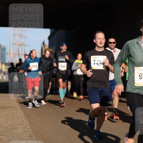 06.10.2024 - 19. swb-Marathon Bremen Michael Strokosch http://msf.ph/oto/7344882 06.10.2024 10:14:58 Laufen 7095, 7094, 7210, 9110, 833 meine-sportfotos.de