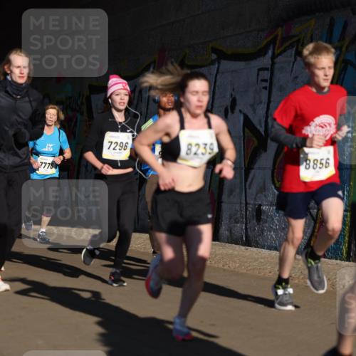 06.10.2024 - 19. swb-Marathon Bremen Michael Strokosch http://msf.ph/oto/7344892 06.10.2024 10:15:01 Laufen 7094, 7296, 8239, 7569, 8856, 7776 meine-sportfotos.de