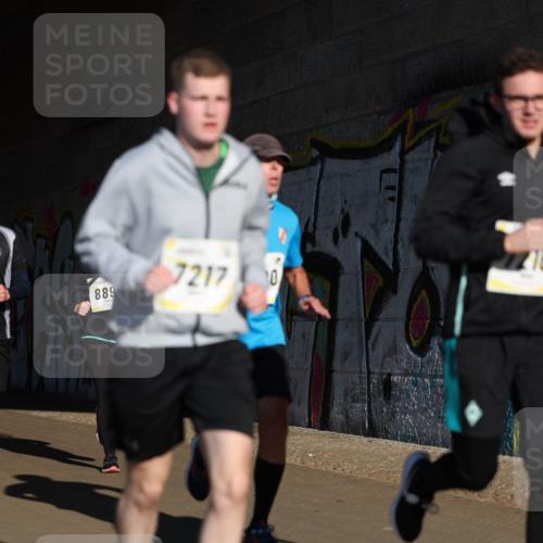 06.10.2024 - 19. swb-Marathon Bremen Michael Strokosch http://msf.ph/oto/7344952 06.10.2024 10:15:18 Laufen 902, 7825, 7217, 76, 0, 889 meine-sportfotos.de