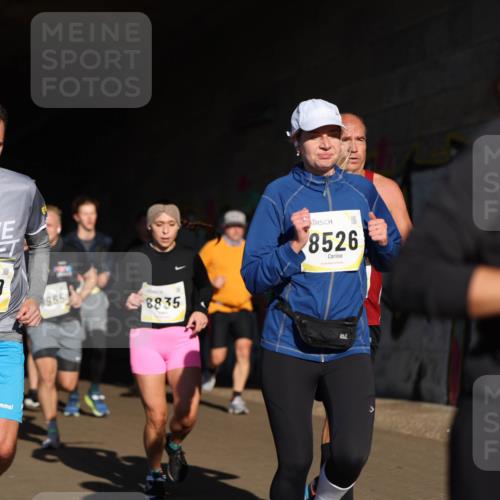 06.10.2024 - 19. swb-Marathon Bremen Michael Strokosch http://msf.ph/oto/7344996 06.10.2024 10:15:28 Laufen 7560, 965, 8835, 8526, 801 meine-sportfotos.de