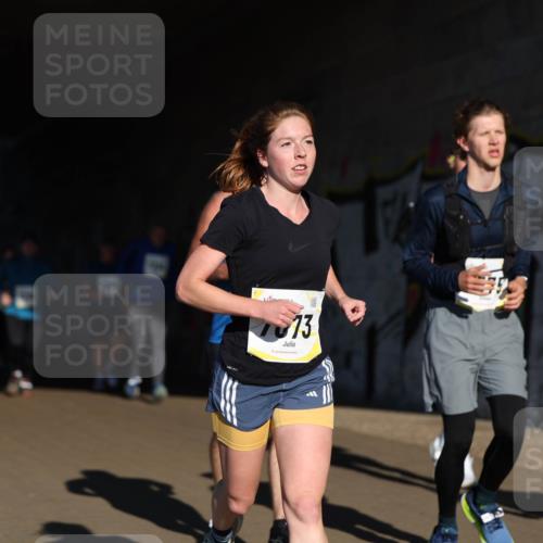 06.10.2024 - 19. swb-Marathon Bremen Michael Strokosch http://msf.ph/oto/7345004 06.10.2024 10:15:31 Laufen 73 meine-sportfotos.de