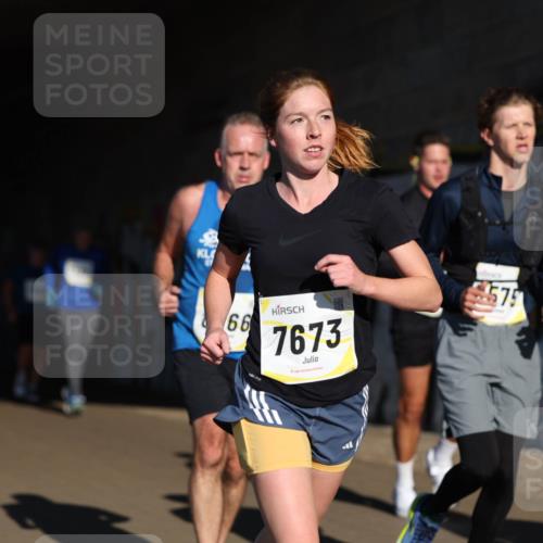06.10.2024 - 19. swb-Marathon Bremen Michael Strokosch http://msf.ph/oto/7345006 06.10.2024 10:15:31 Laufen 66, 7673, 575 meine-sportfotos.de
