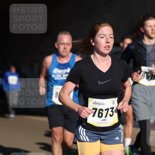 06.10.2024 - 19. swb-Marathon Bremen Michael Strokosch http://msf.ph/oto/7345007 06.10.2024 10:15:32 Laufen 8, 7673, 19 meine-sportfotos.de