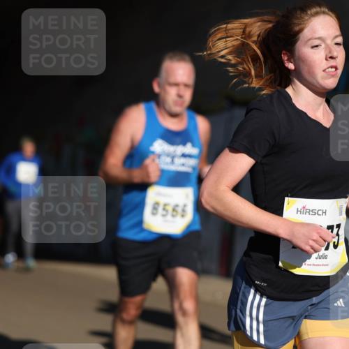 06.10.2024 - 19. swb-Marathon Bremen Michael Strokosch http://msf.ph/oto/7345008 06.10.2024 10:15:32 Laufen 8566, 19, 3 meine-sportfotos.de