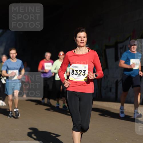 06.10.2024 - 19. swb-Marathon Bremen Michael Strokosch http://msf.ph/oto/7345016 06.10.2024 10:15:35 Laufen 8323, 7334 meine-sportfotos.de