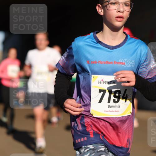 06.10.2024 - 19. swb-Marathon Bremen Michael Strokosch http://msf.ph/oto/7345067 06.10.2024 10:15:48 Laufen 19, 024, 7194, 19 meine-sportfotos.de