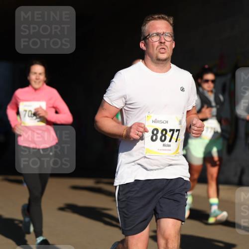 06.10.2024 - 19. swb-Marathon Bremen Michael Strokosch http://msf.ph/oto/7345073 06.10.2024 10:15:49 Laufen 70, 8877 meine-sportfotos.de