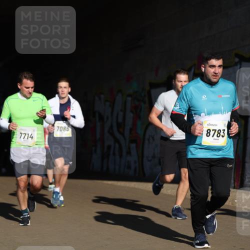 06.10.2024 - 19. swb-Marathon Bremen Michael Strokosch http://msf.ph/oto/7345130 06.10.2024 10:16:04 Laufen 7714, 7086, 8783 meine-sportfotos.de