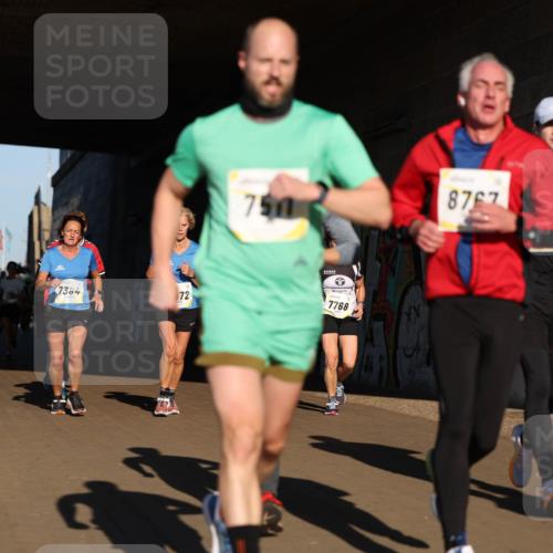 06.10.2024 - 19. swb-Marathon Bremen Michael Strokosch http://msf.ph/oto/7345144 06.10.2024 10:16:10 Laufen 7117, 7384, 72, 750, 7768, 8767 meine-sportfotos.de