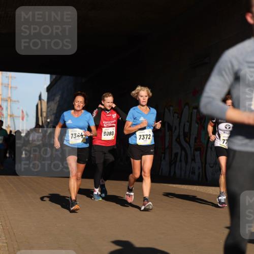 06.10.2024 - 19. swb-Marathon Bremen Michael Strokosch http://msf.ph/oto/7345148 06.10.2024 10:16:11 Laufen 7117, 7364, 9080, 7372, 77, 7989 meine-sportfotos.de