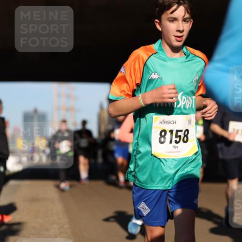 06.10.2024 - 19. swb-Marathon Bremen Michael Strokosch http://msf.ph/oto/7345224 06.10.2024 10:16:29 Laufen 8158 meine-sportfotos.de