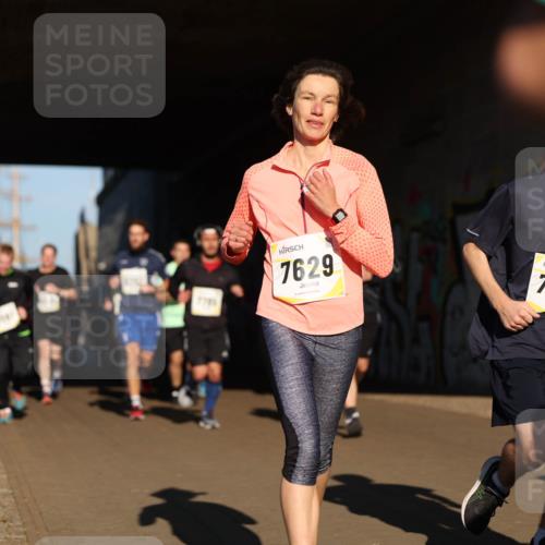 06.10.2024 - 19. swb-Marathon Bremen Michael Strokosch http://msf.ph/oto/7345226 06.10.2024 10:16:30 Laufen 778, 7629, 7630 meine-sportfotos.de