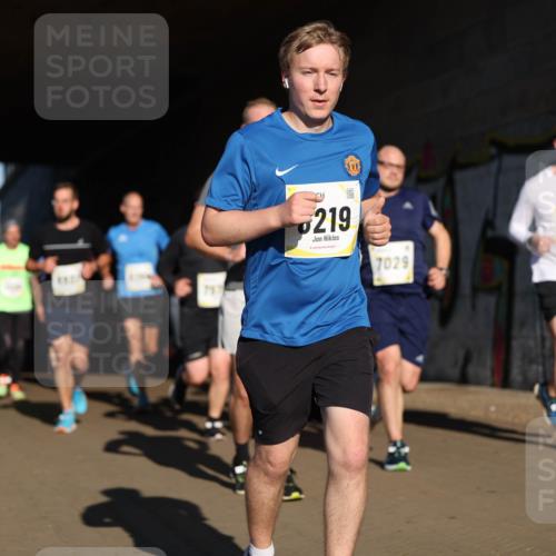 06.10.2024 - 19. swb-Marathon Bremen Michael Strokosch http://msf.ph/oto/7345348 06.10.2024 10:16:52 Laufen 219, 7029, 760 meine-sportfotos.de