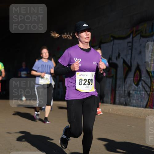 06.10.2024 - 19. swb-Marathon Bremen Michael Strokosch http://msf.ph/oto/7345393 06.10.2024 10:17:04 Laufen 081, 8290 meine-sportfotos.de