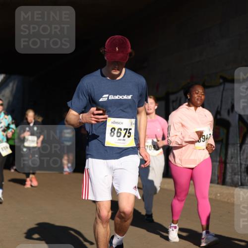 06.10.2024 - 19. swb-Marathon Bremen Michael Strokosch http://msf.ph/oto/7346410 06.10.2024 10:20:38 Laufen 8675, 7093, 8947 meine-sportfotos.de