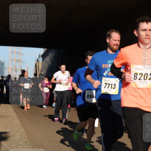 06.10.2024 - 19. swb-Marathon Bremen Michael Strokosch http://msf.ph/oto/7346438 06.10.2024 10:20:45 Laufen 86, 894, 7713, 8202, 11, 8138 meine-sportfotos.de