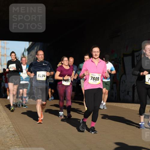 06.10.2024 - 19. swb-Marathon Bremen Michael Strokosch http://msf.ph/oto/7346447 06.10.2024 10:20:49 Laufen 0666, 8130, 8193, 8294, 7940, 7495, 7609, 7115 meine-sportfotos.de